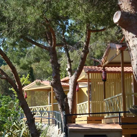 Camping Roca Grossa 2*