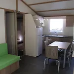 キャンプ場 Roca Grossa カレーリャ